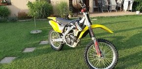 Suzuki rmz 250