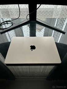 MacBook Air 13" M2 Zlatý | 16 GB | 512 GB - 1