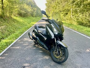 Yamaha x max 400