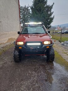 Nissan Terrano 2,7 tdi