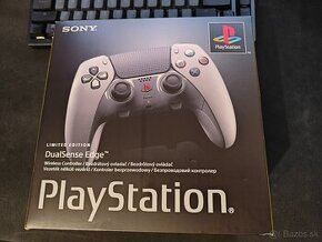 PlayStation 5 DualSense Edge 30th Anniversary