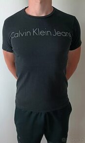 Pánske čierne tričko CALVIN KLEIN - 1