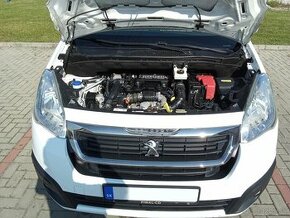 Predám auto PEUGEOT PARTNER AC KOMBI