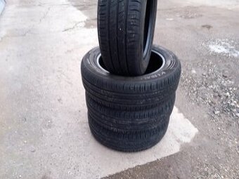 Predám letné pneu Kumho 185/60R 15