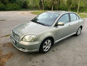 Toyota Avensis T25 1,86