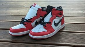 Air Jordan 1 Chicago Red