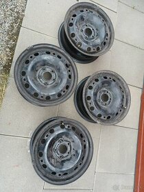 Predam plechove disky 6 Jx15 ,,,5x100,,,ET 38 z VW Polo