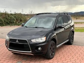 Mitsubishi Outlander 2.4 benzin 4x4 r.v 2011 7miestne