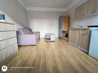 Ponúkame garsónku ul. Trieda SNP, 23m², vyvýšené prízemie, O