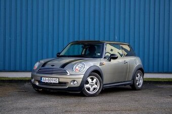 Mini Cooper 1.6i 88kw Automat - 1