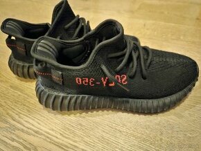 Adidas Yeezy Boost - 1