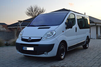 Opel Vivaro 2.0CDTi 84kW 9-miestny BUS r.v.2009