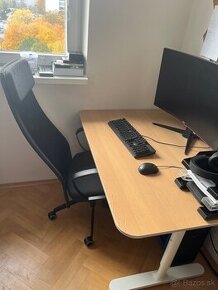 Vyskovo nastavitelny PC stol so stolickou Ikea