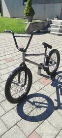 Cult BMX