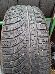 215/55r17 nokian zimne