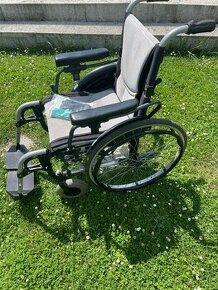 Invalidný vozík karma