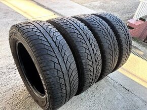 215/60 R16 Semperit Zimne