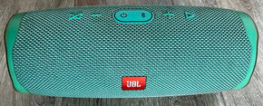 JBL Charge 4