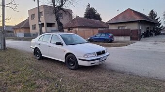 Skoda Octavia I 1.6i 55kw