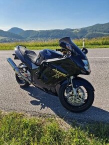 Honda cbr 1100xx blackbird - 1