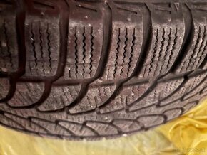 Predam 4x zimne pneu 225/60 R18 100H