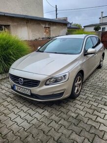 Volvo V60 - 1