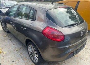 Rozpredám na diely Fiat Bravo 1.9 JTD88kw 192A8000 - 1