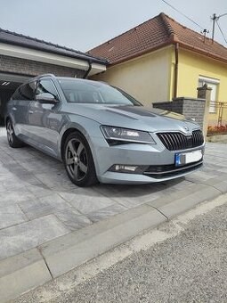 Škoda Superb Combi