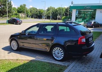 Škoda Octavia Combi II Facelift 1.8 TSI 4x4 Laurin & Klement