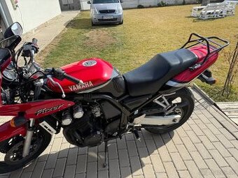 Yamaha FZS 600 Fazer