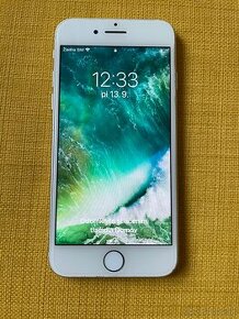 Predám iPhone 7 32GB Silver - 1