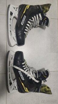 Bauer S22 Supreme  M3 Senior 8D - 1