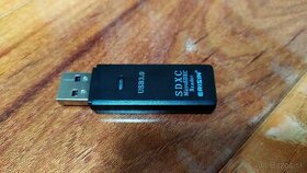 USB čítačka vo forme USB kľúča pre micro SD/SDHC karty