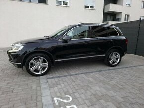 Volkswagen Touareg 3.0 tdi dsg panorama - 1