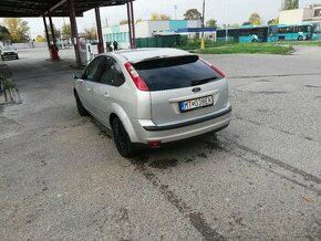 Predám Ford Focus 1.6 benzín 85KW - 1