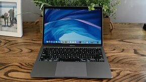 Predám MacBook Air, 8/128gb, 273Cyklov,TOP