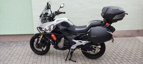 CF moto 650 MT