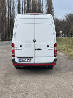 Mercedes-sprinter