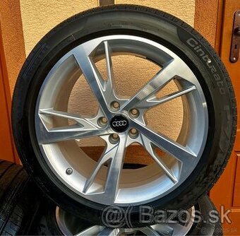 5x112 R19 9J ET34 Audi + 255/45 R19 Pirelli (2023) - 1