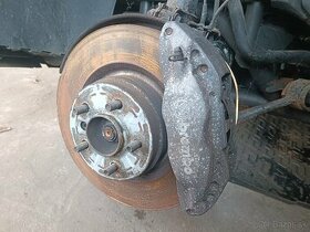 Upgrade BREMBO set - Predné 4-piestové brzdy na RR L322