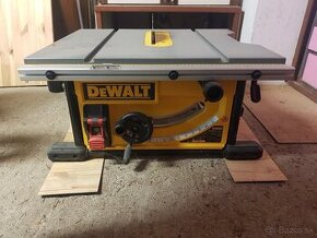 Stolova pila dewalt dwe 7492