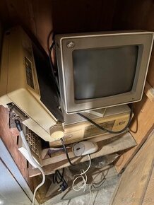 Predám starý (retro 80’s) počítač IBM Compaq DeskPro 386s