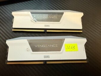 Corsair Vengeance RGB 32GB (2x 16GB)  White