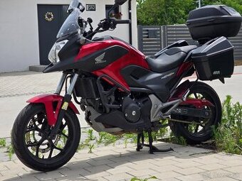 Honda NC750X DCT