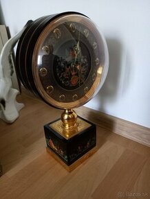 Predám staré ruské hodiny