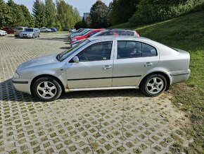 Škoda octavia 1