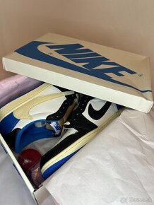 Fragment Design x Travis Scott x Air Jordan 1 Retro Low