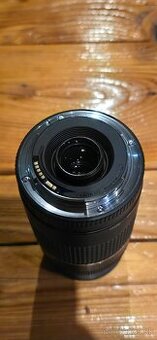 Canon EF 75-300mm F4.0 - 5.6 III Zoom