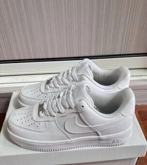 Nike Air Force tenisky - 1