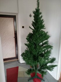 Vianočný stromček 210cm - umelý - 1